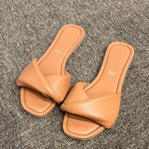 Seychelles Tan Cross-Band Sandals